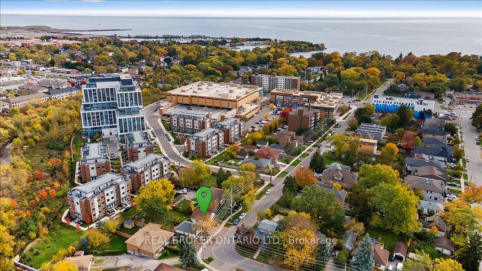 1097 Enola Avenue, Mississauga, ON L5G 4B1 – photo 3
