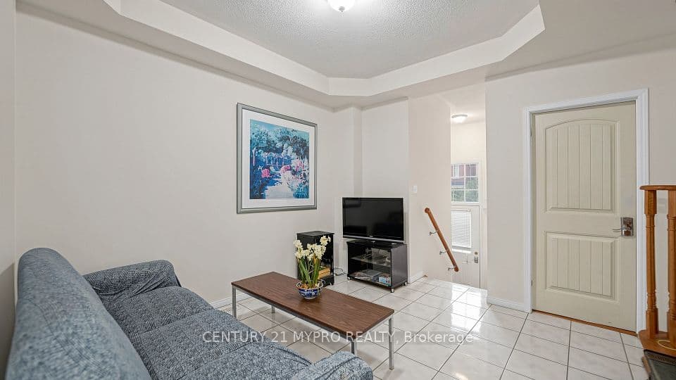 69 Haynes Avenue, Toronto, ON M3J 0C3 – photo 3