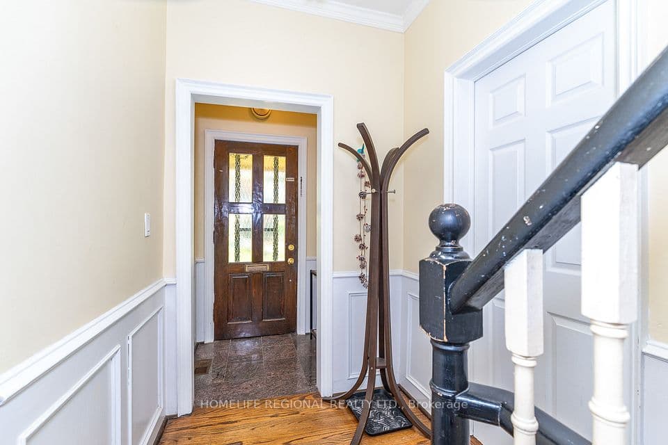 122 Emerson Avenue, Toronto, ON M6H 3T1 – photo 3