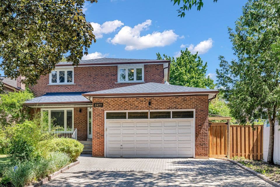2477 Catherine Jean Lane, Mississauga, ON L5A 4B1 – photo 2