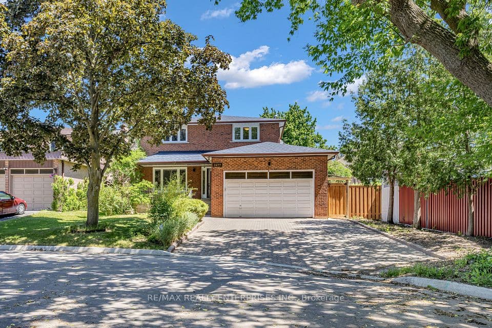 2477 Catherine Jean Lane, Mississauga, ON L5A 4B1 – main photo