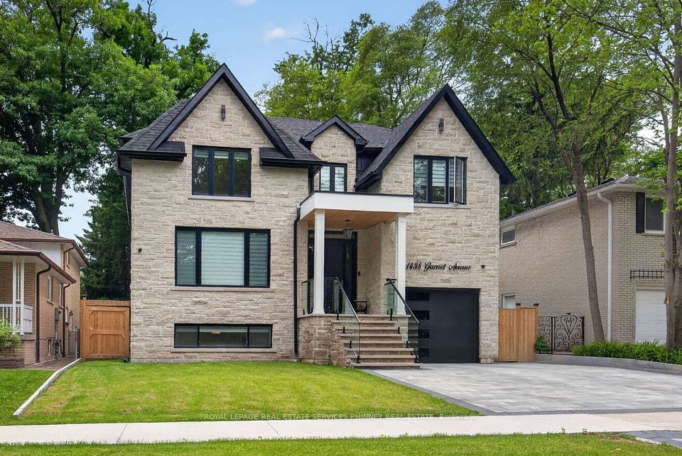 1438 Garnet Avenue, Mississauga, ON L5G 4C6 – main photo