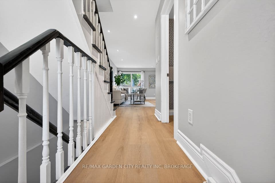 3008 Palmer Drive 8, Burlington, ON L7M 1L2 – photo 3