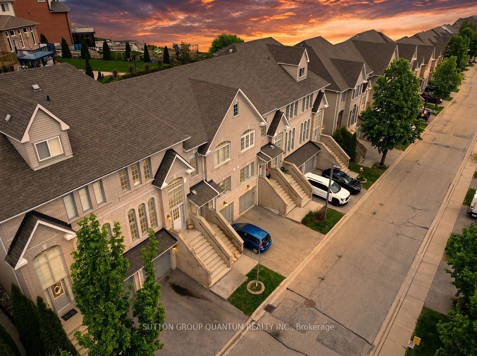 5525 Palmerston Crescent 26, Mississauga, ON L5M 5Z8 – photo 3
