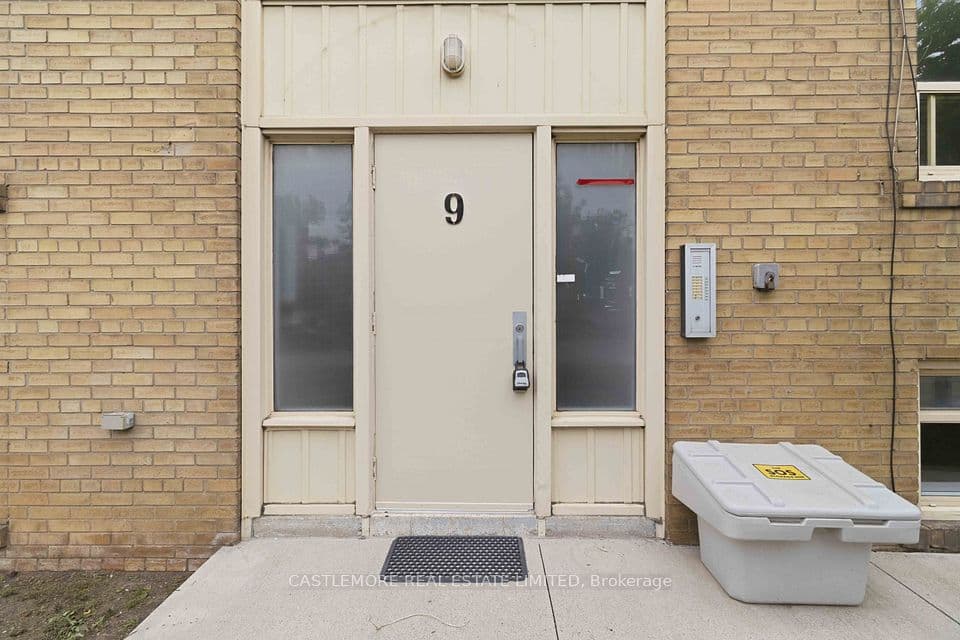 9 allenby Avenue, Toronto, ON M9W 1S5 – photo 2