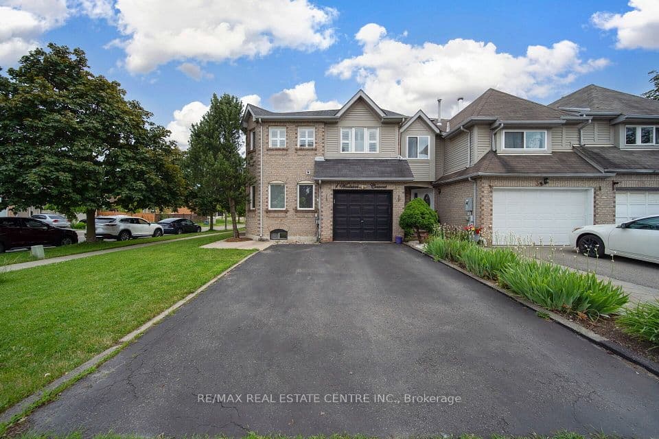 1 Wooliston Crescent, Brampton, ON L6Y 4J3 – main photo
