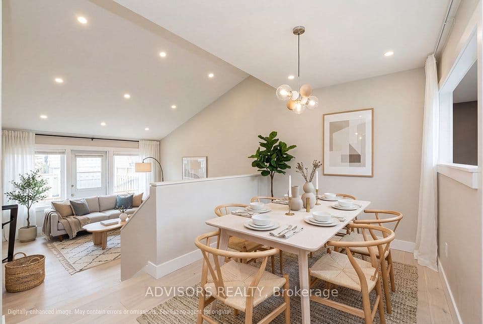 256 John Garland Boulevard 121, Toronto, ON M9V 1N8 – main photo