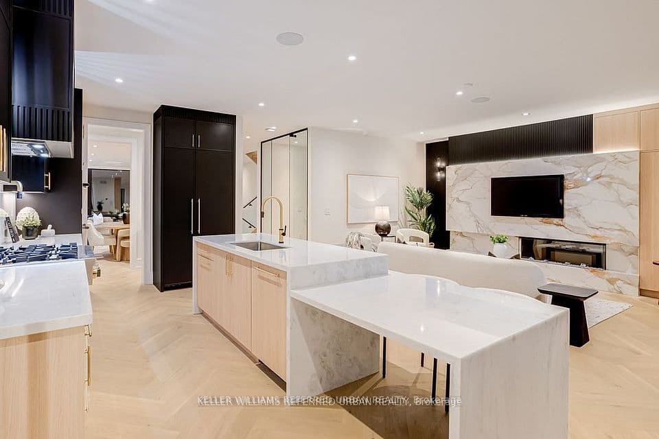 33 Twelfth Street, Toronto, ON M8V 3G8 – photo 3