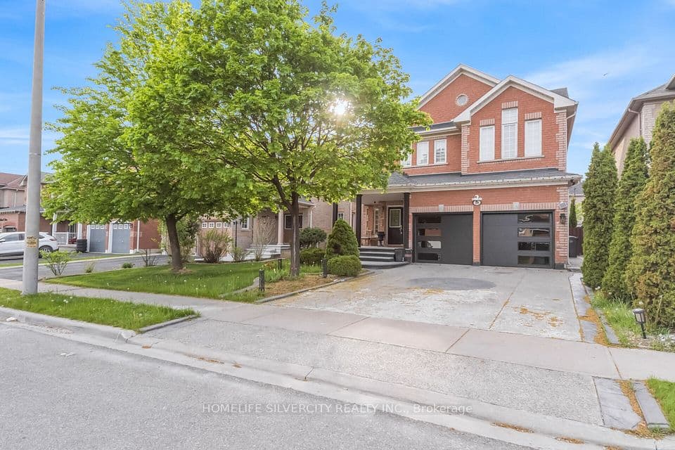 26 Bissell Drive N, Brampton, ON L7A 3K1 – photo 2