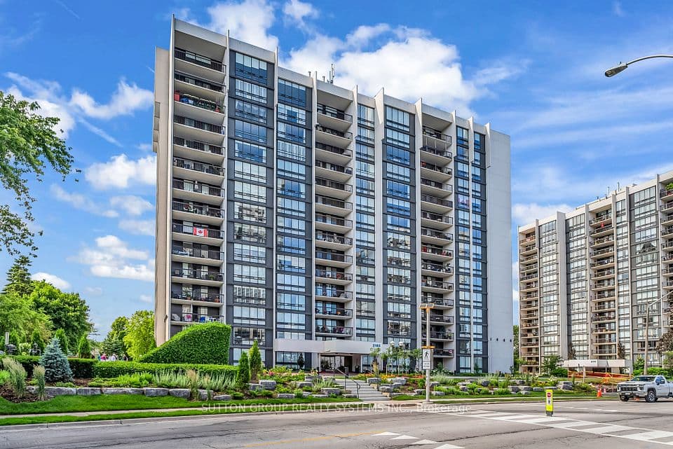 2185 Marine Drive 508, Oakville, ON L6L 5L6 – main photo