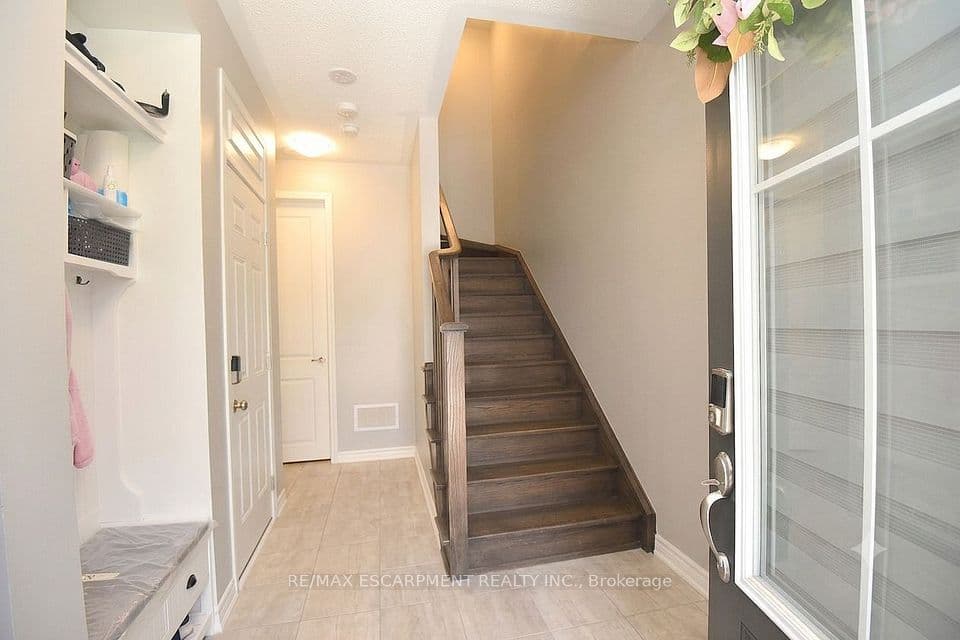 1317 Lerchie Way 78, Milton, ON L9E 0H5 – photo 3