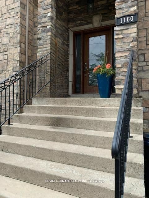 1160 Islington Avenue, Toronto, ON M8Z 4S7 – photo 2