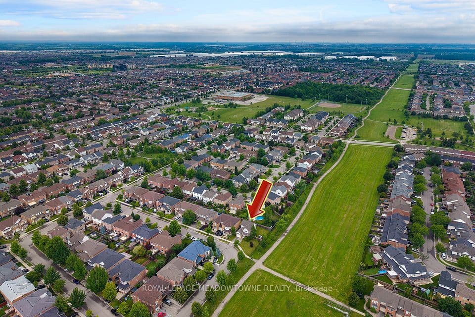 774 Irving Terrace, Milton, ON L9T 6H2 – photo 3