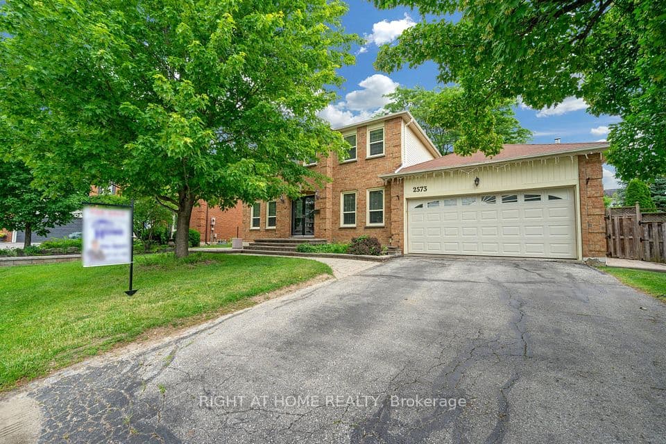 2573 Oshkin Court, Mississauga, ON L5N 3Z3 – photo 3