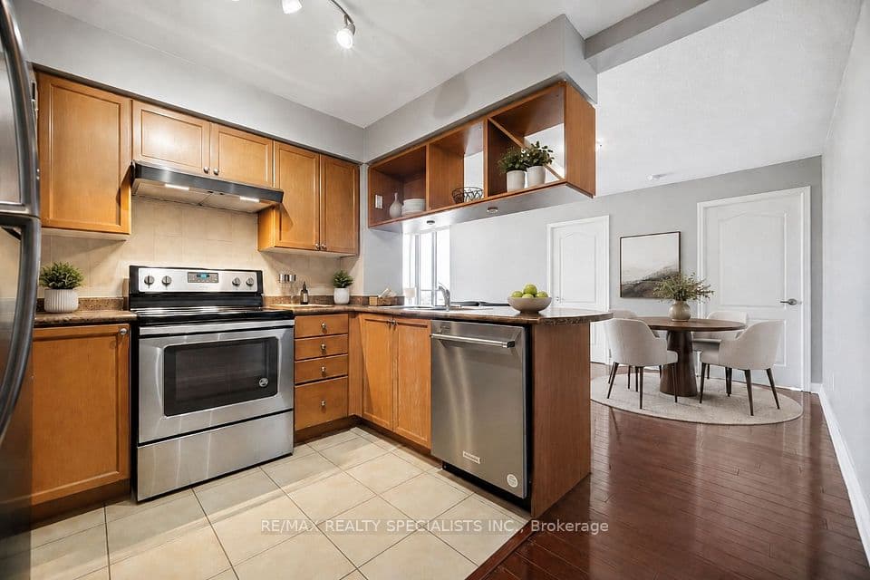 4090 Living Arts Drive 1808, Mississauga, ON L5B 4M8 – photo 3