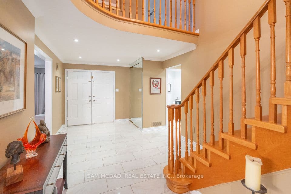 69 Parkside Drive, Brampton, ON L6Y 3A1 – photo 2