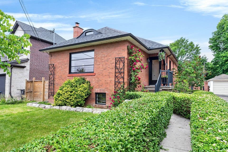 233 Rosemount Avenue, Toronto, ON M9N 3C5 – main photo