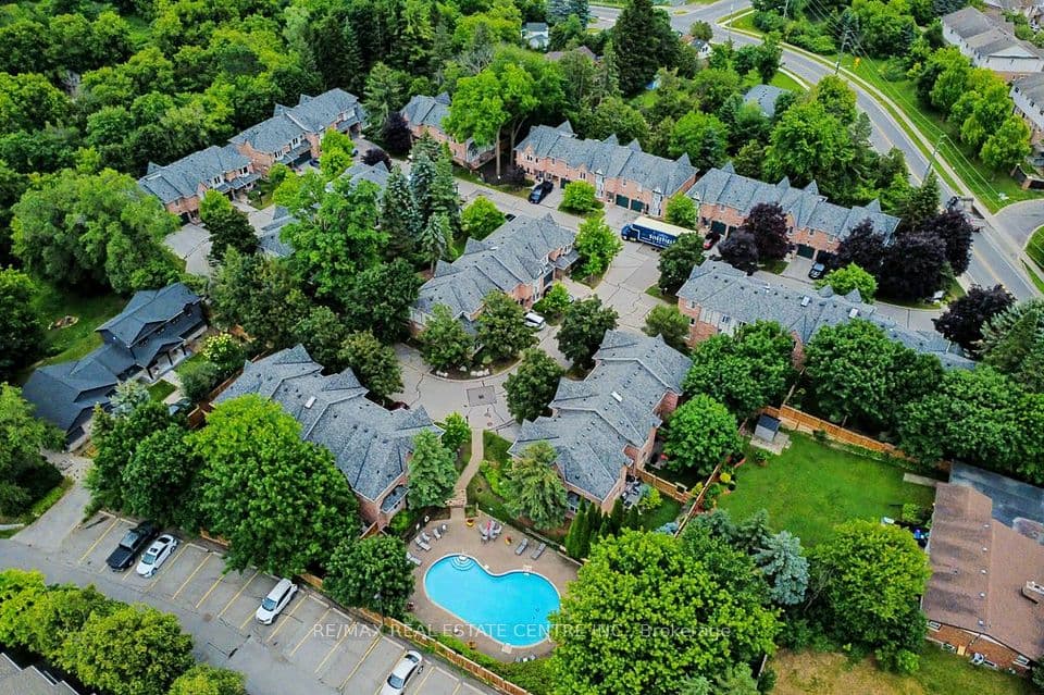 76 River Drive 10, Halton Hills, ON L7G 2J2 – main photo