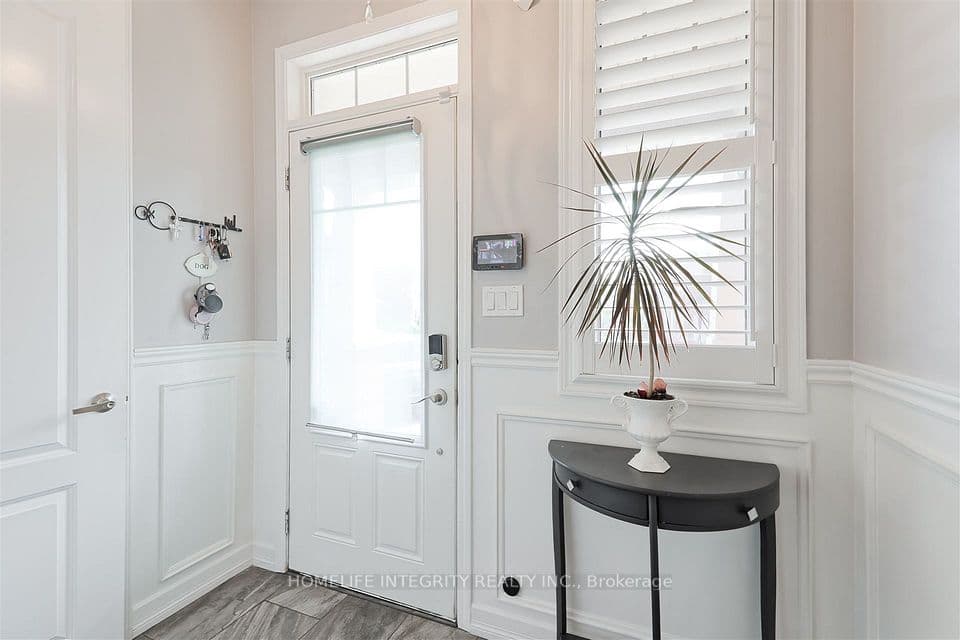 33 Klemscott Road, Brampton, ON L7A 0P5 – photo 3