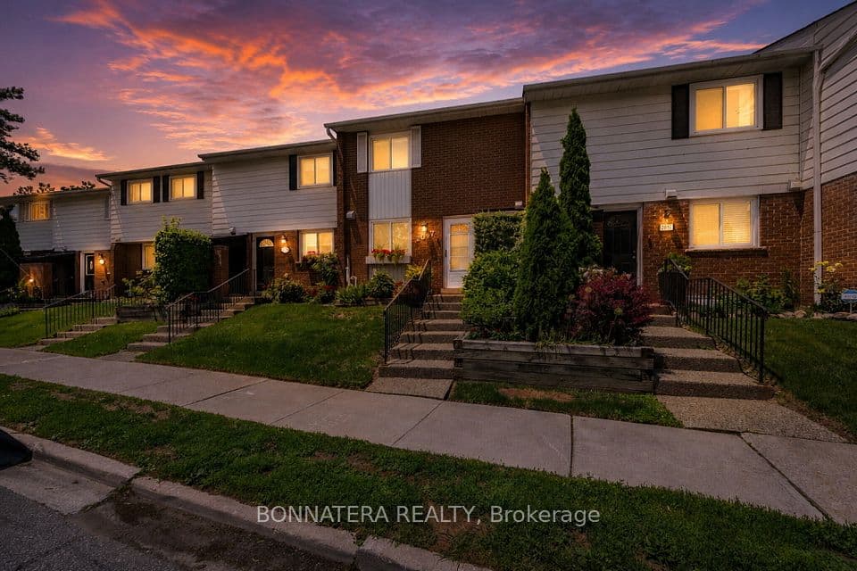2097 Marine Drive, Oakville, ON L6L 1B8 – photo 2