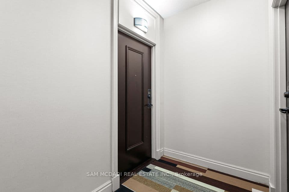 385 Prince Of Wales Drive 1611, Mississauga, ON L5B 0C6 – photo 2