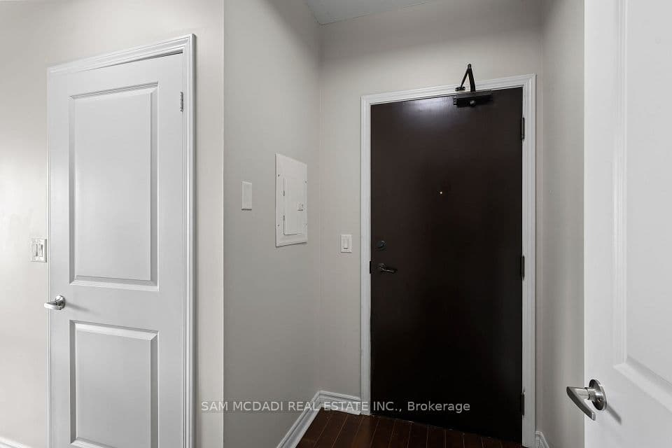 385 Prince Of Wales Drive 1611, Mississauga, ON L5B 0C6 – photo 3