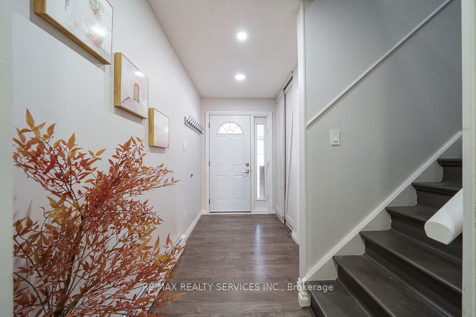 5009 Pinedale Avenue 43, Burlington, ON L7L 5J6 – photo 2