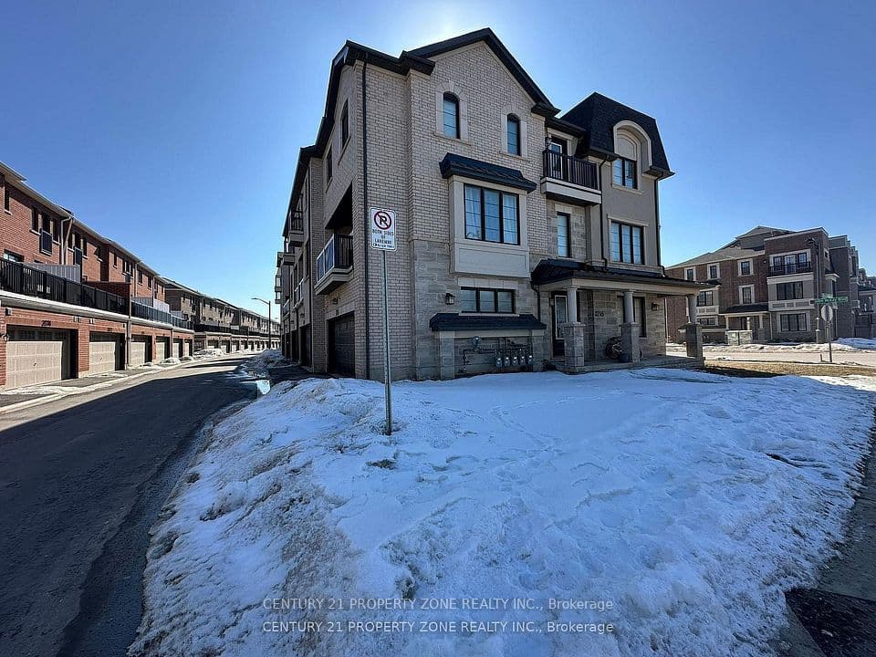 1216 Wheat Boom Drive, Oakville, ON L6H 7W4 – photo 3