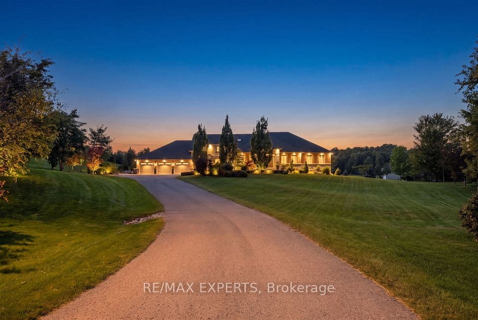 4 Woodlot Court, Caledon, ON L7E 0C2 – main photo