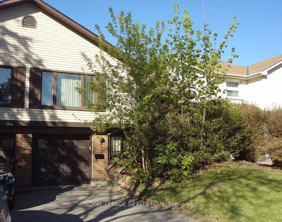4170 Treetop Crescent, Mississauga, ON L5L 2L9 – main photo