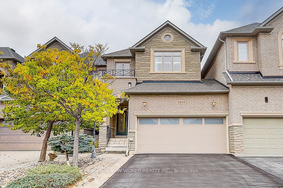 2305 Woodfield Road, Oakville, ON L6H 6Y7 – main photo