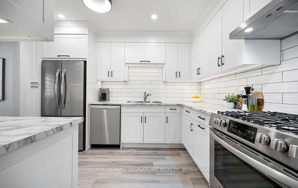 5536 Montevideo Road 51, Mississauga, ON L5N 2P4 – main photo