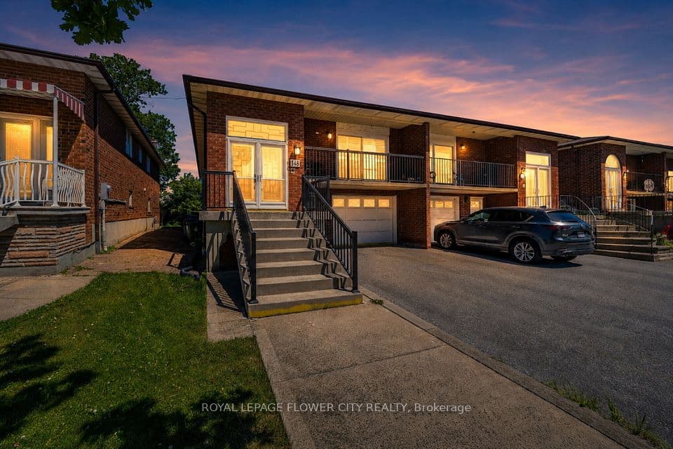 148 Dolores Road, Toronto, ON M3L 2K8 – main photo