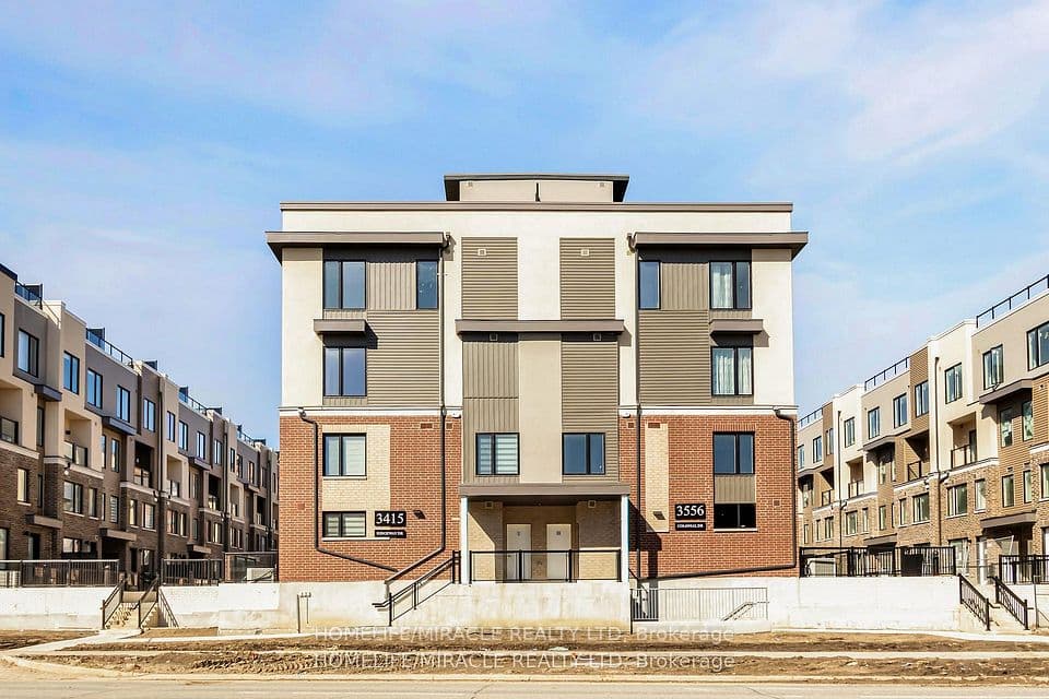 3415 Ridgeway Drive 16, Mississauga, ON L5L 0B9 – main photo