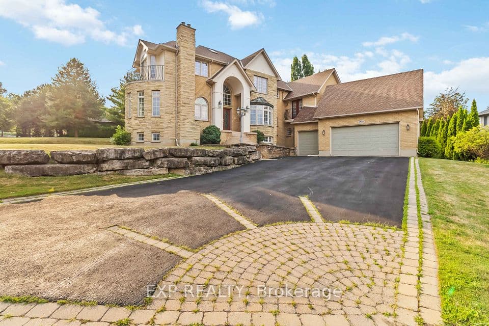 1401 Tamworth Court, Burlington, ON L7P 4V3 – main photo