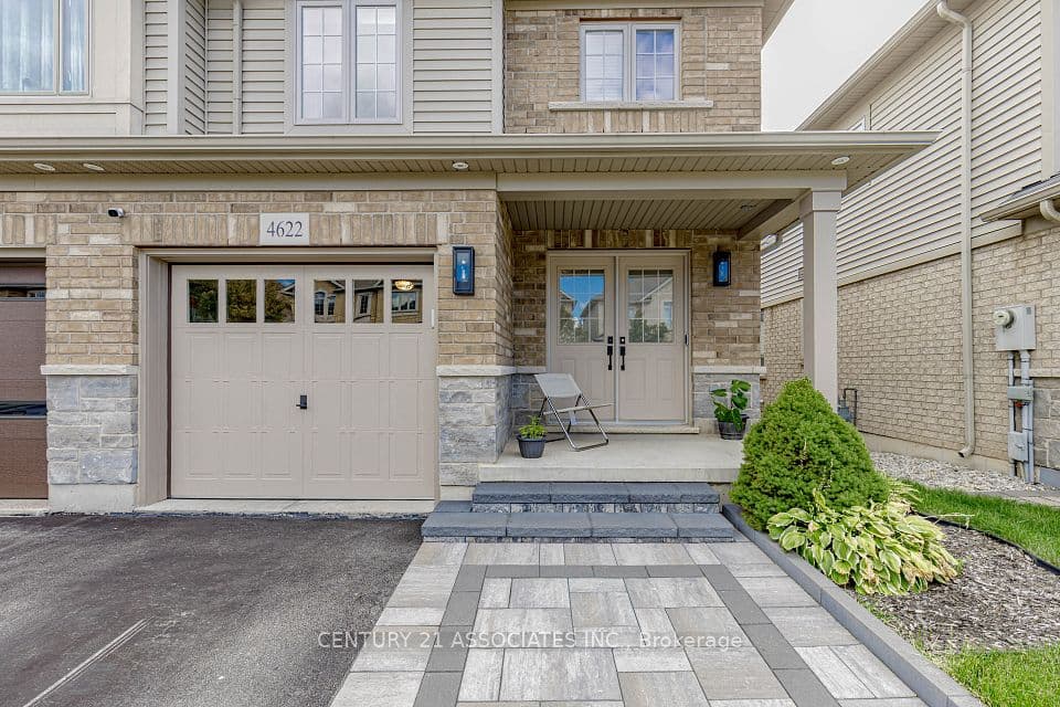 4622 Keystone Crescent, Burlington, ON L7M 0L9 – photo 2