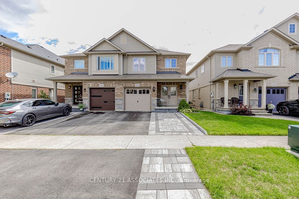 4622 Keystone Crescent, Burlington, ON L7M 0L9 – main photo