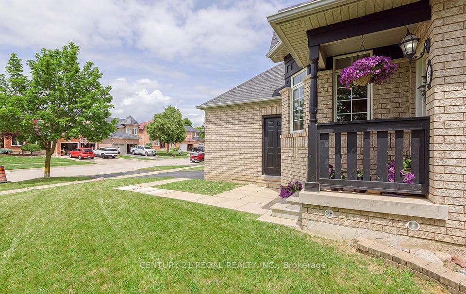 51 Royal Valley Drive, Caledon, ON L7C 1A9 – photo 2