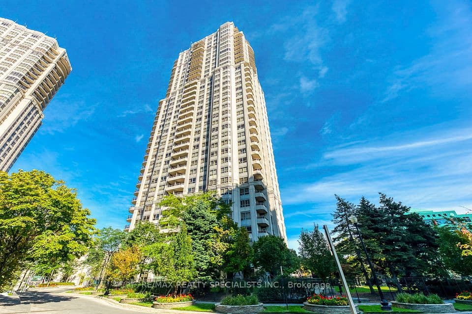 25 Kingsbridge Garden Circle W 519, Mississauga, ON L5R 4B1 – main photo