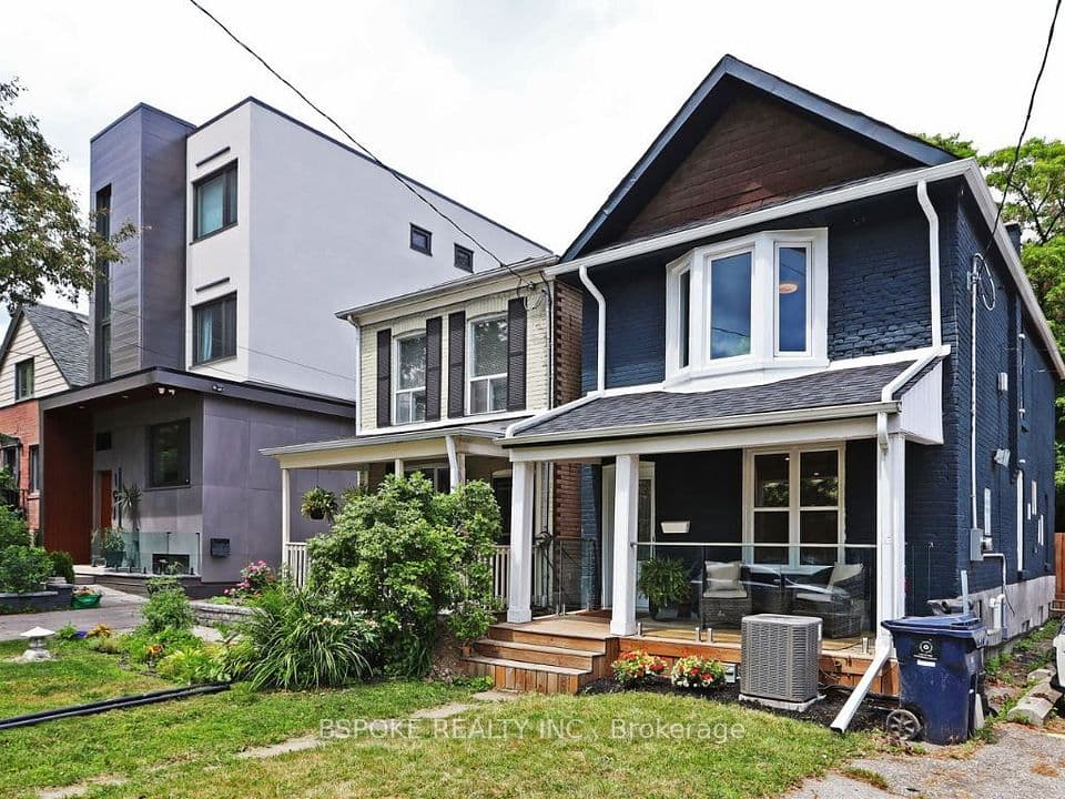 15 Burlington Street, Toronto, ON M8V 2L1 – main photo