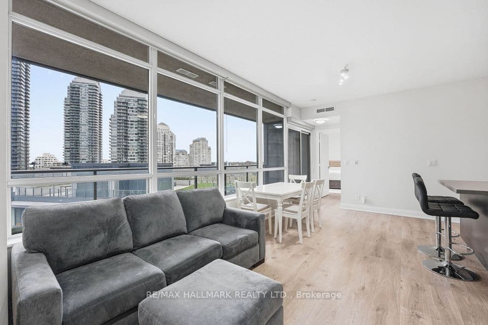 36 Park Lawn Road 710, Toronto, ON M8Y 0E5 – photo 3