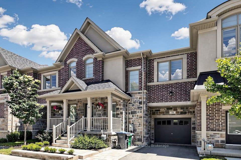 19 Summerbeam Way, Brampton, ON L6Y 6K5 – photo 2