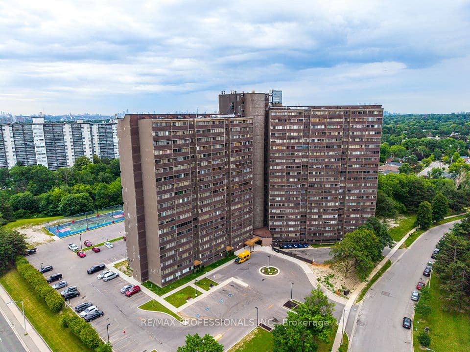 11 Wincott Drive 1208, Toronto, ON M9R 2R9 – main photo