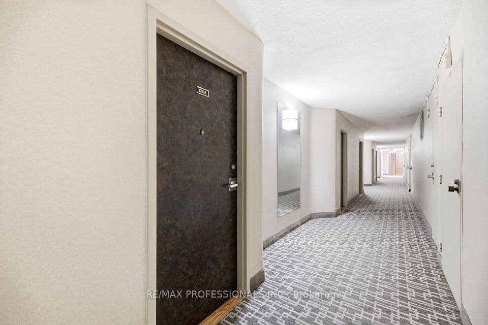 11 Wincott Drive 1208, Toronto, ON M9R 2R9 – photo 2