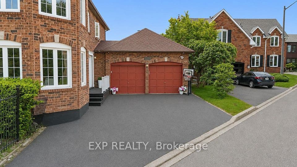 6502 Tenth Line W, Mississauga, ON L5N 5T7 – photo 2