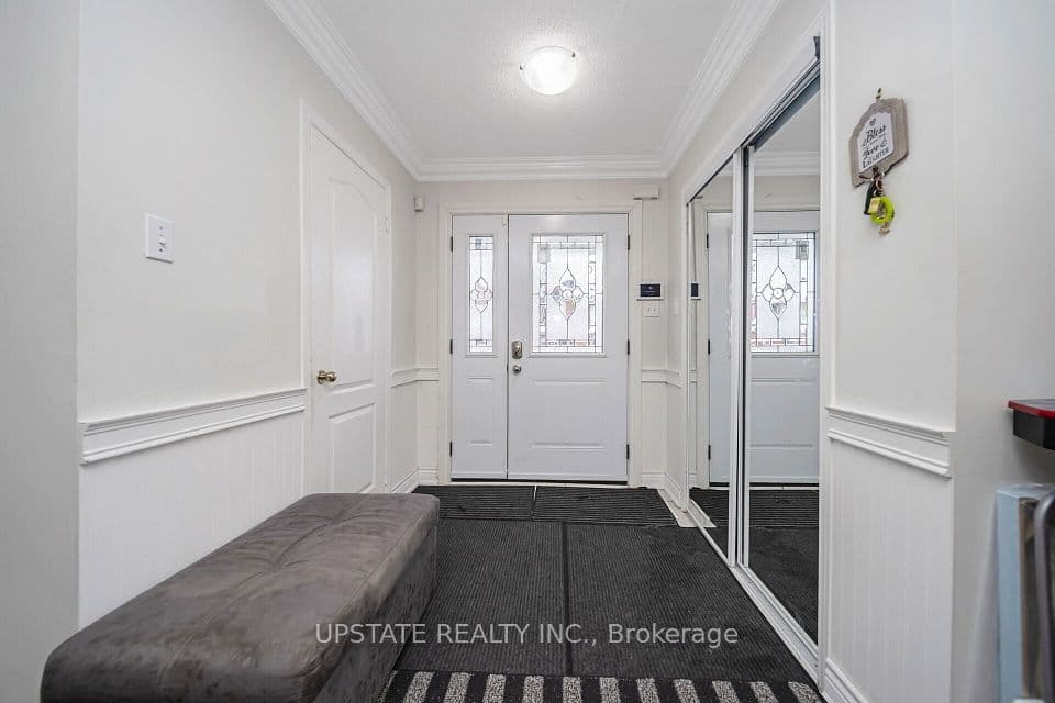 12 Bramfield Street, Brampton, ON L7A 2W3 – photo 2
