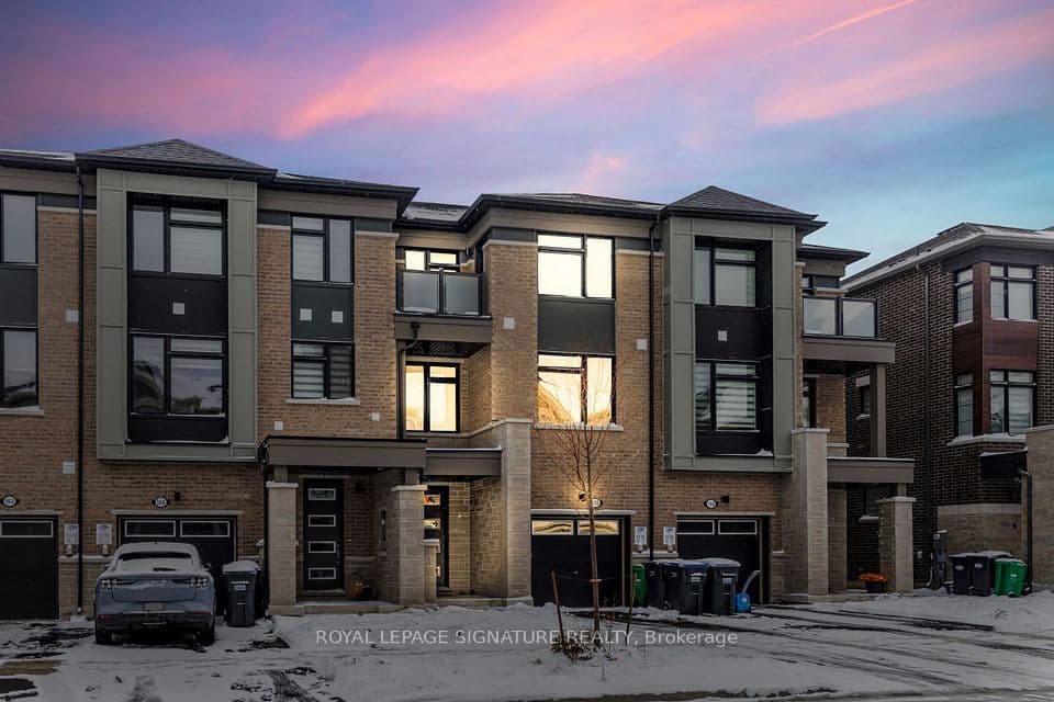 158 Keppel Circle, Brampton, ON L7A 5K7 – photo 2