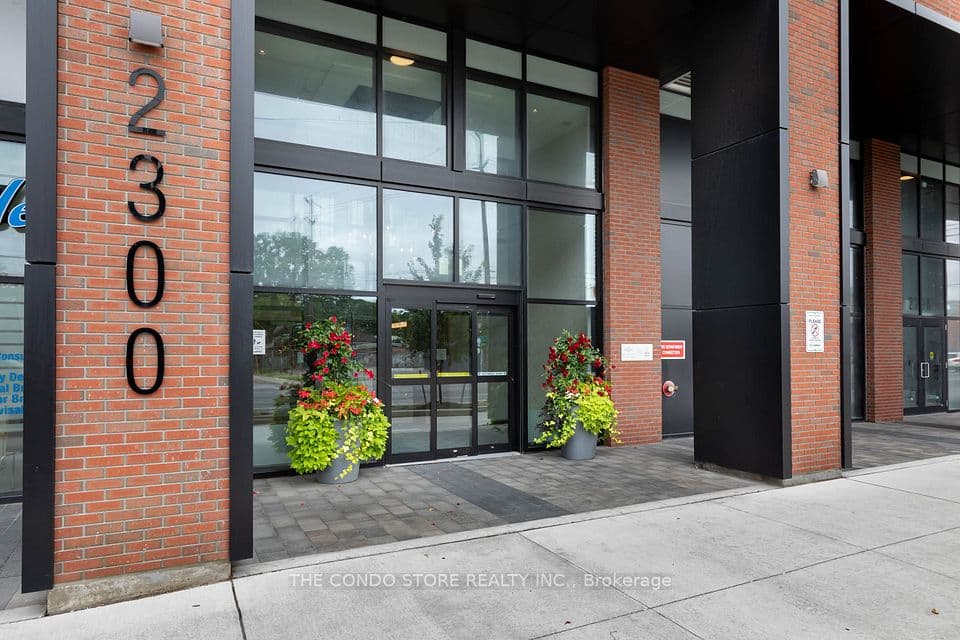 2300 St. Clair Avenue W 905, Toronto, ON M6N 1K8 – photo 2