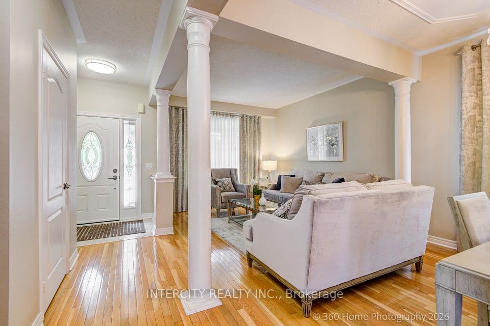 27 Modesto Crescent, Brampton, ON L6P 1K2 – photo 3