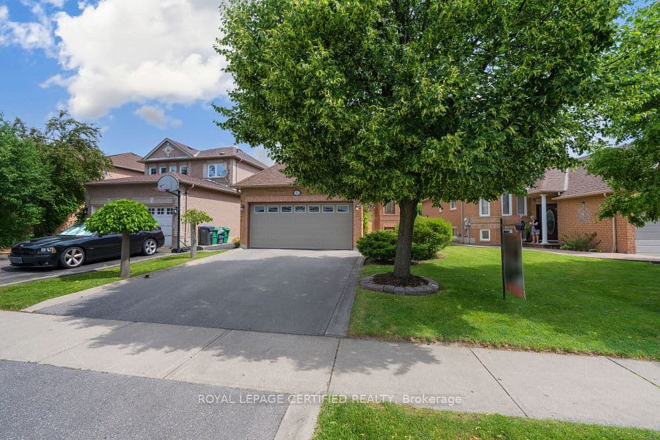 45 Springview Drive, Brampton, ON L6X 4M3 – photo 2